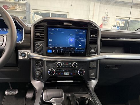 New 2026 Ford F150 Lariat w/ Equipment Group 501A Mid image 16