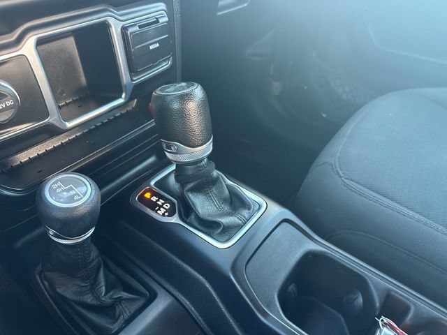 Used 2023 Jeep Wrangler Unlimited Sport AWD/4WD image 26