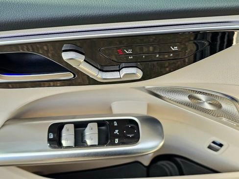 New 2026 Mercedes-Benz C 300 4MATIC Sedan image 21