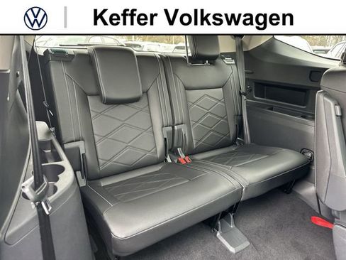 New 2026 Volkswagen Atlas SE FWD image 28