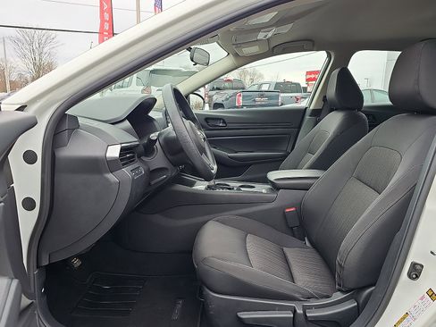 Certified 2023 Nissan Altima 2.5 S image 13