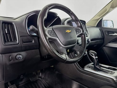 Used 2022 Chevrolet Colorado LT w/ Fleet Safety Package image 21