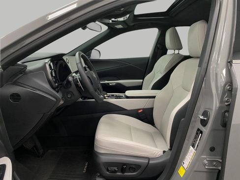 Used 2026 Lexus RX 350h w/ Convenience Package AWD/4WD image 30
