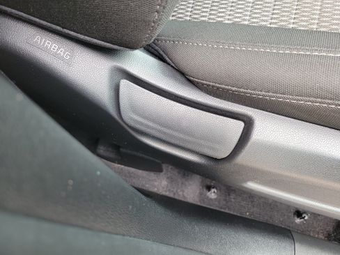 Certified 2023 Kia Sorento LX FWD image 9
