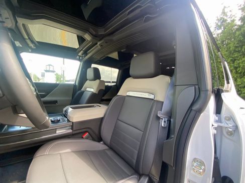 New 2026 GMC Hummer EV SUV image 10