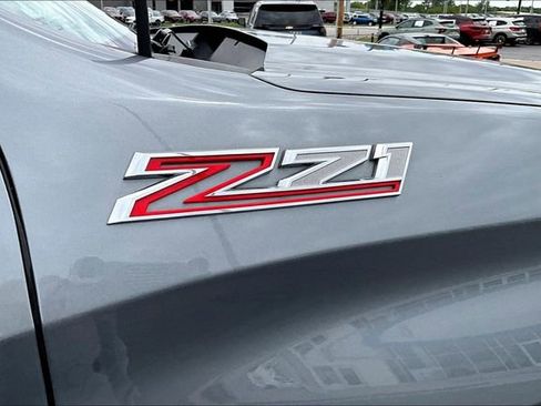 Used 2021 Chevrolet Silverado 1500 LT Trail Boss w/ Bed Protection Package AWD/4WD image 24