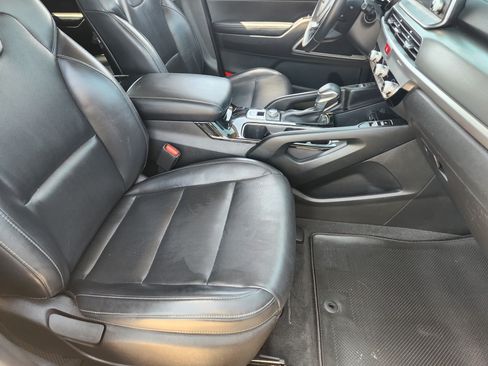 Used 2021 Kia Telluride S AWD/4WD image 15