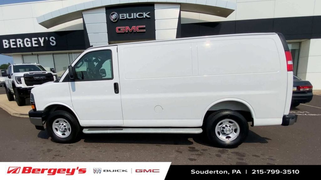 Certified 2025 Chevrolet Express 2500 w/ Driver Convenience Package RWD image 6