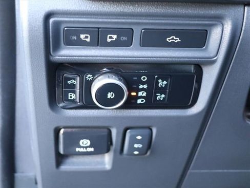 Used 2024 Ford F150 Platinum w/ Equipment Group 702A High image 30