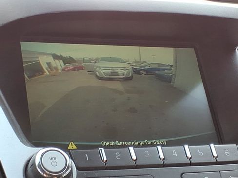 Used 2014 Chevrolet Equinox LT w/ Driver Convenience Package image 9