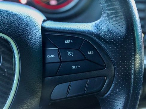 Used 2018 Dodge Challenger R/T image 25