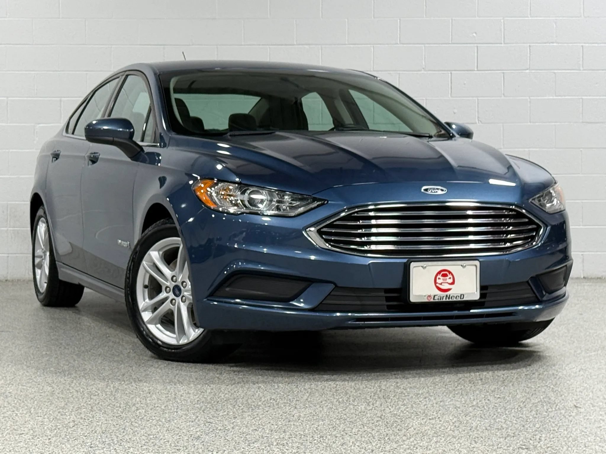 Used 2018 Ford Fusion S FWD image 4