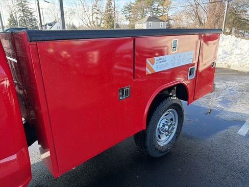 New 2026 Ford F350 XL w/ XL Chrome Package image 6