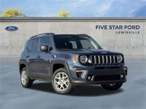 Used 2022 Jeep Renegade Latitude image 1