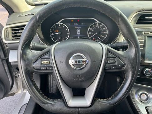 Used 2017 Nissan Maxima 3.5 SL FWD image 17