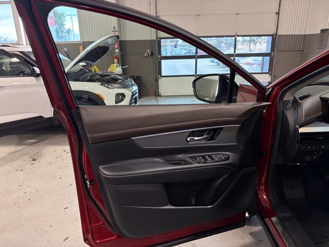 Used 2026 Nissan Murano Platinum w/ Cargo Package AWD/4WD image 19
