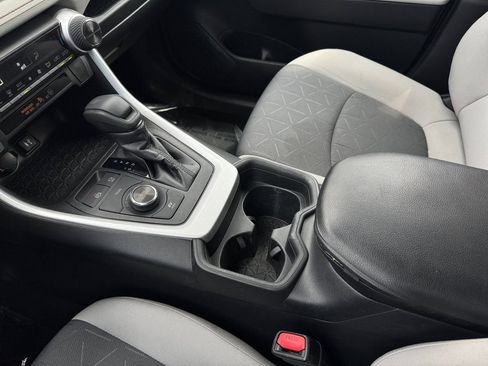 Certified 2019 Toyota RAV4 XLE AWD/4WD image 26