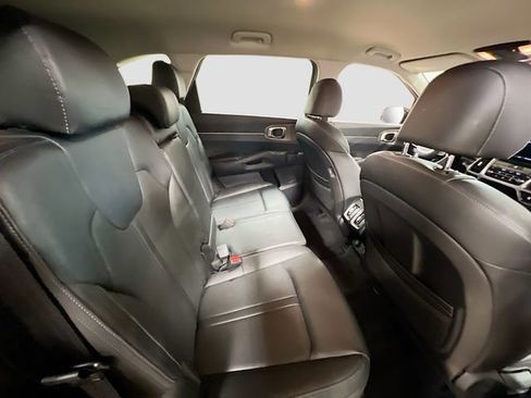 Certified 2022 Kia Sorento S image 27