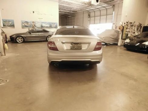 Used 2014 Mercedes-Benz C 250 C 250 Coupe 2D image 6