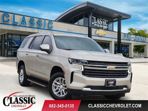 Used 2021 Chevrolet Tahoe LT RWD image 1