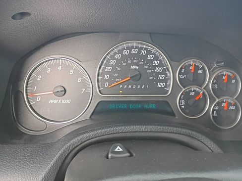 Used 2006 GMC Envoy SLT AWD/4WD image 11