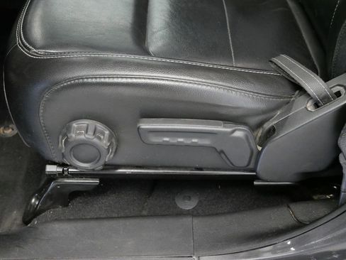 Certified 2022 Jeep Wrangler Unlimited Sahara w/ Cold Weather Group image 6