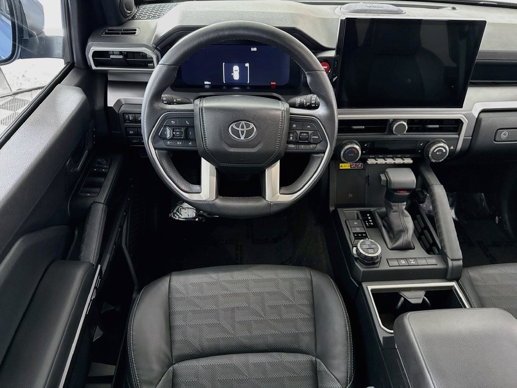 Certified 2025 Toyota 4Runner TRD Off-Road Premium AWD/4WD image 4