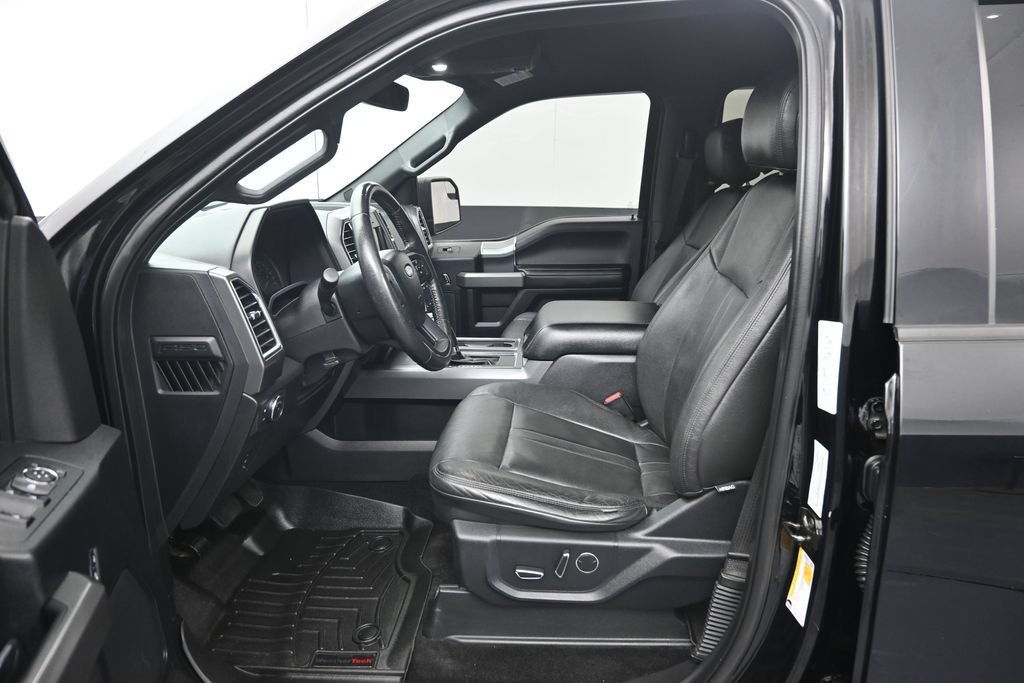 Used 2016 Ford F150 XLT w/ Equipment Group 302A Luxury AWD/4WD image 9