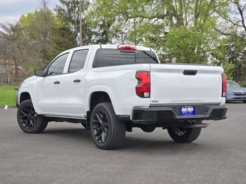 Used 2025 Chevrolet Colorado W/T w/ Advanced Trailering Package RWD image 10