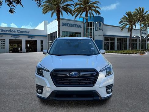 Used 2023 Subaru Forester Limited AWD/4WD image 3