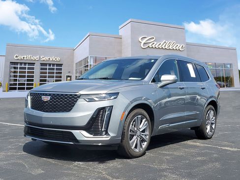 Certified 2025 Cadillac XT6 Premium Luxury image 1