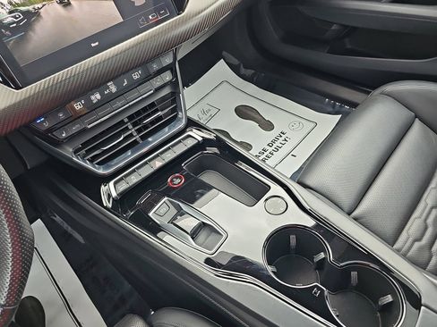 Used 2022 Audi e-tron GT Premium Plus w/ Performance Package image 26
