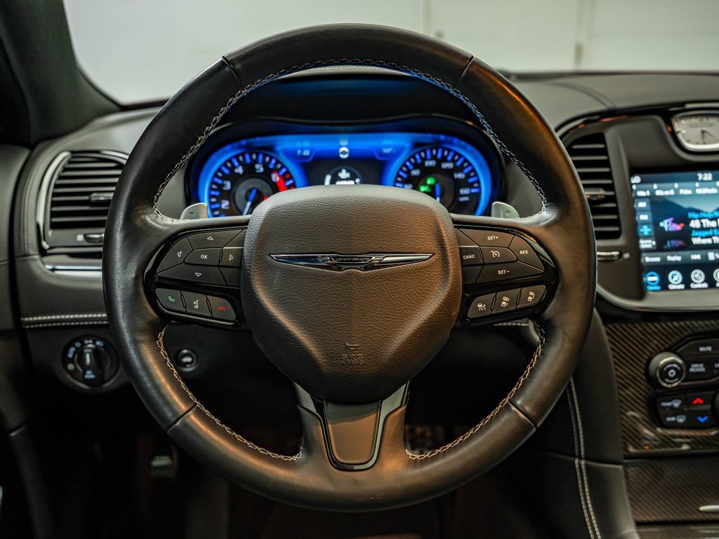Used 2023 Chrysler 300 C RWD image 39