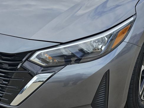 Used 2024 Nissan Sentra SV image 10