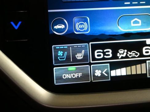 Used 2025 Subaru Ascent Touring w/ Popular Package #2 AWD/4WD image 33