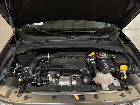 Used 2020 Jeep Renegade Limited image 12