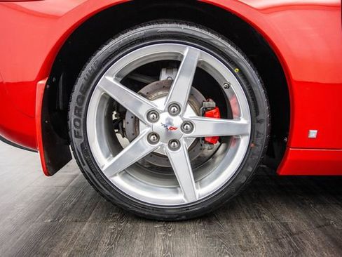 Used 2008 Chevrolet Corvette Convertible w/ Preferred Equipment Group RWD image 35
