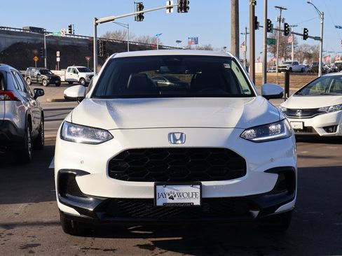 Certified 2023 Honda HR-V EX-L image 2