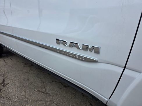 Used 2022 RAM 1500 Limited image 8