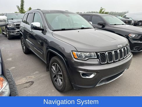 Used 2019 Jeep Grand Cherokee Limited w/ Trailer Tow Group IV AWD/4WD image 2