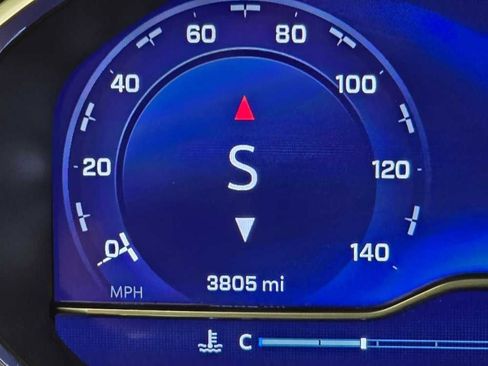 New 2025 Chevrolet Silverado 1500 LT w/ Z71 Off-Road Package image 11