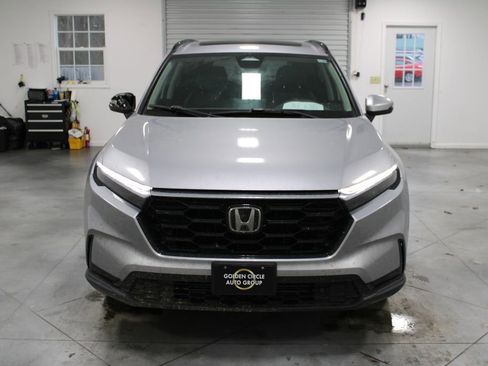 Used 2023 Honda CR-V EX-L image 3
