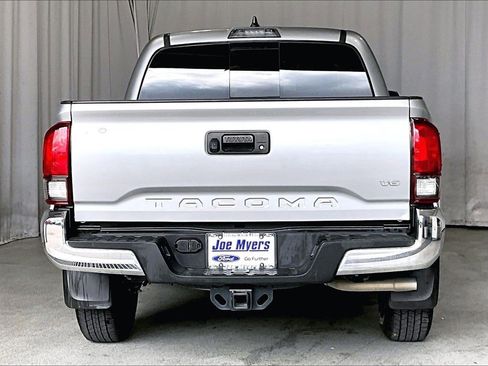 Used 2022 Toyota Tacoma SR5 image 4