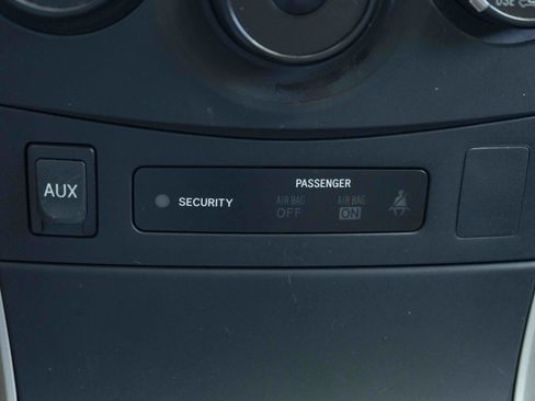 Used 2013 Toyota Corolla L FWD image 29