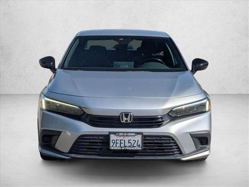 Used 2023 Honda Civic Sport image 2