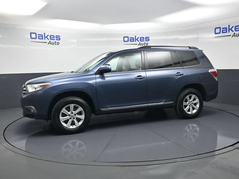 Used 2013 Toyota Highlander SE AWD/4WD image 5