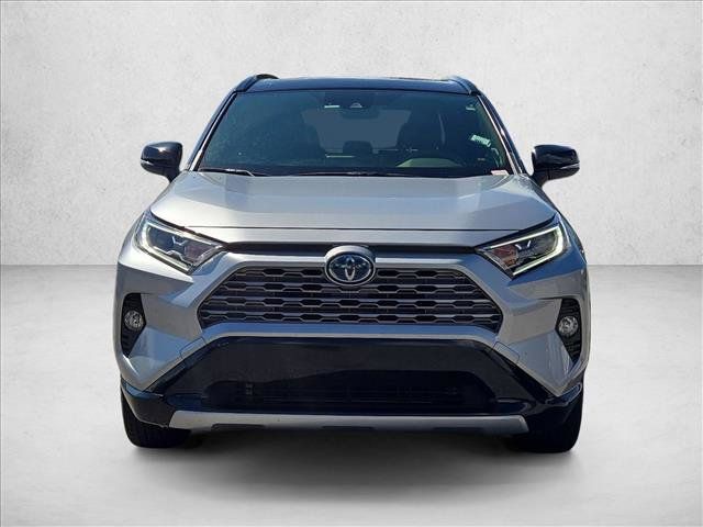Used 2019 Toyota RAV4 XSE w/ XSE Weather Package AWD/4WD image 2