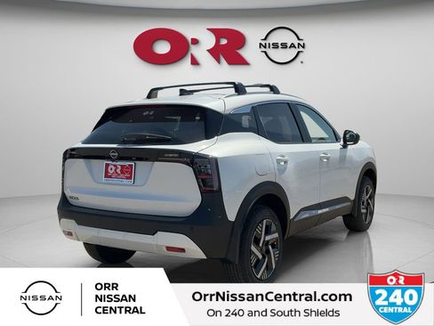 New 2026 Nissan Kicks SV w/ Cold Weather Package FWD image 5