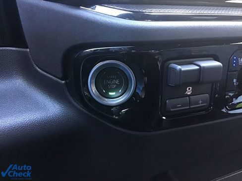 Used 2025 Chevrolet Silverado 1500 ZR2 w/ Technology Package image 49