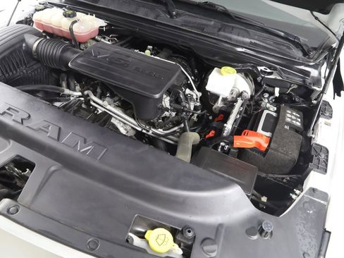 Used 2024 RAM 1500 Big Horn image 19